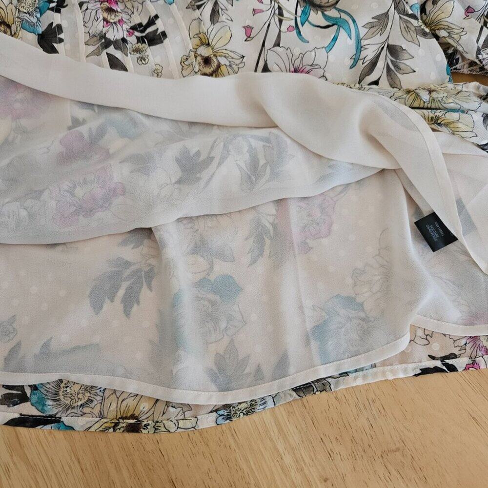 Torrid Chiffon Clip Dot Blouson Short Sleeve Top -Tan floral-torrid 4 (26) NWT - Picture 8 of 10